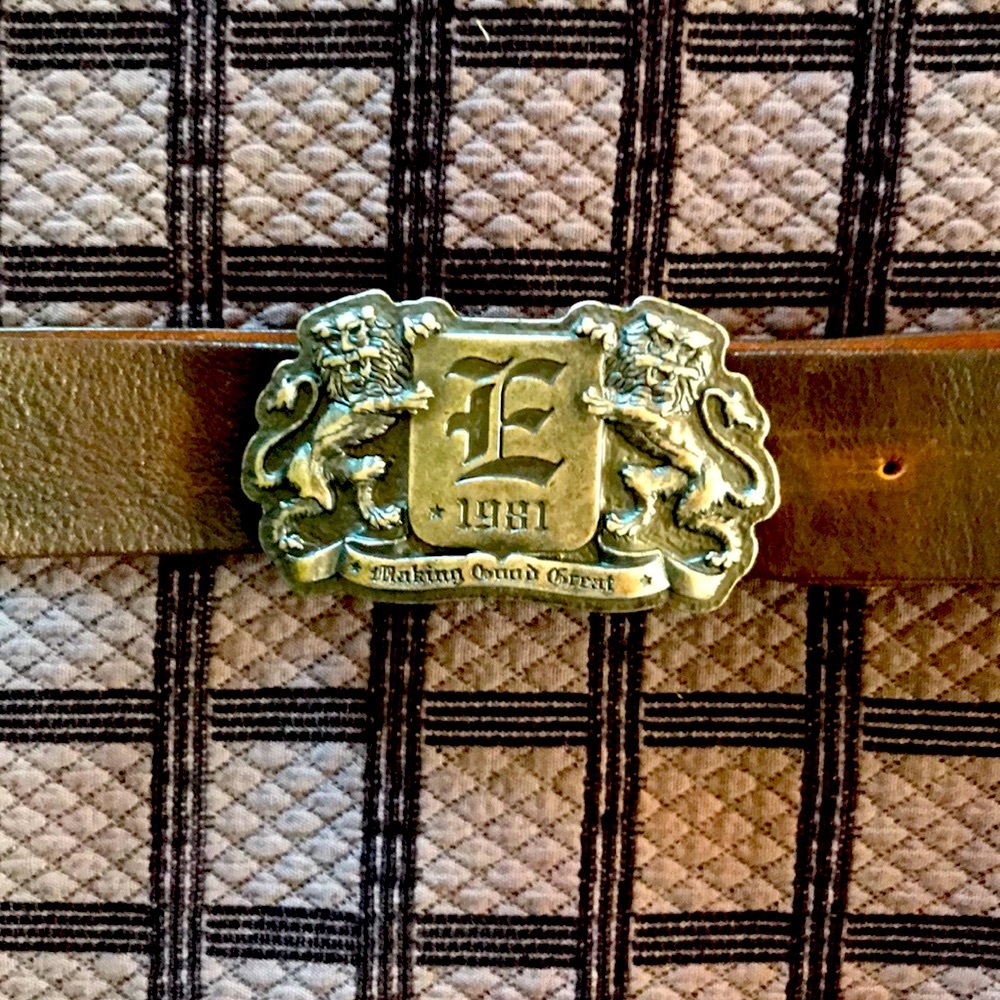 NWOT Men’s Pewter Belt Buckle